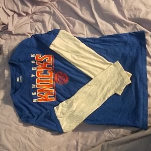NBA New York Knicks size 12-13 yrs old kids long sleeve shirt
